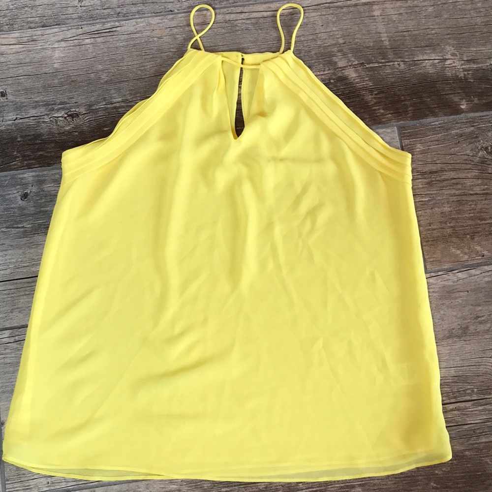 Emmer STUNNING yellow halter tank top size SMALL